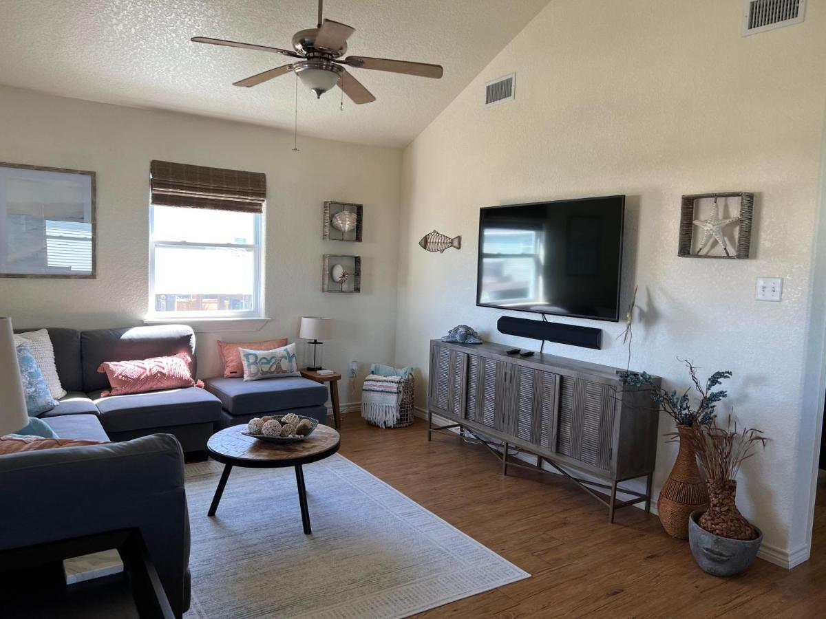Holiday home Sunshine Daydream By Surfbreakllc